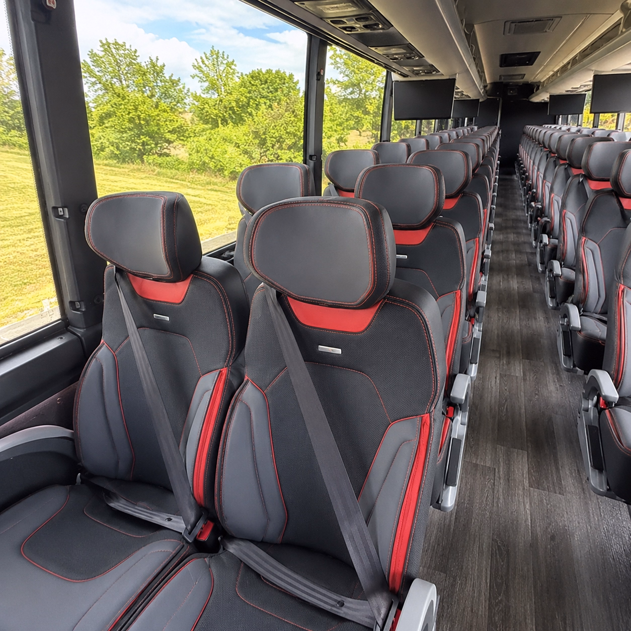 charter bus rentals for large cape coral prom groups and school shuttles